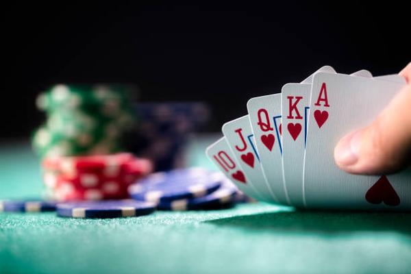 Exploring Casino Tables on the best online casino sites Singapore
